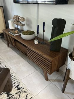 TV Console