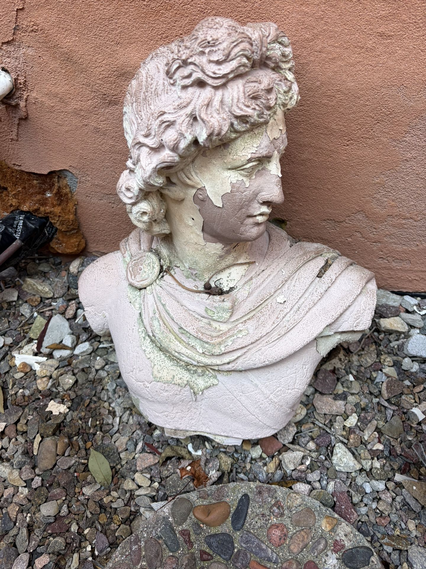 Statue Ancient Rome Theme