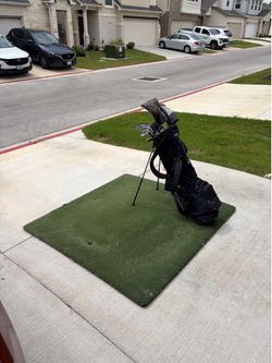 Golf practice mat