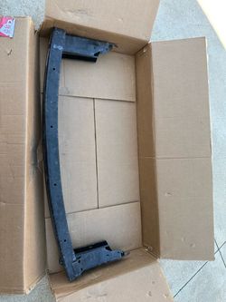 Jeep Grand Cherokee L Front Bumper Reinforcement – OEM Take-Off