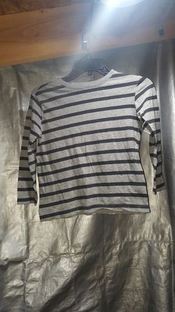 Crazy 8 Boys( size small 5-6) black & gray stripe long sleeve tee shirt