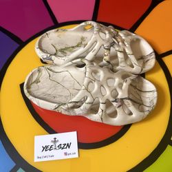 Camo Slide Sandals Size 11 Men’s Used