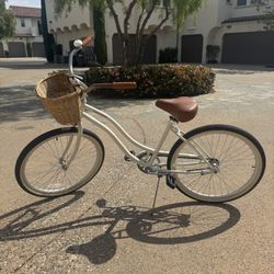 2 Bikes - Beach Cruiser & Fixie