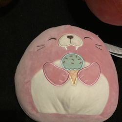 Squishmallow Walrus