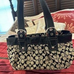 Beautiful Coach Purse