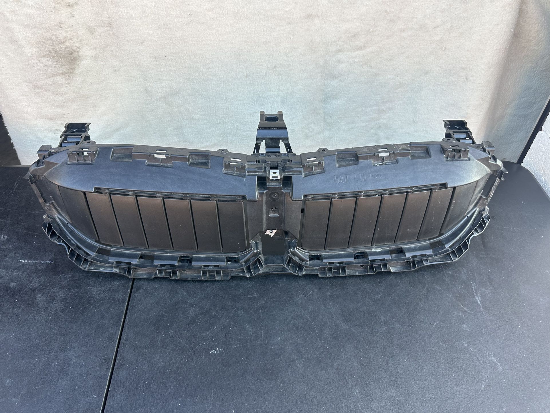 2023 - 2025 BMW 3 G20 G21 Front Bumper Grille Air Shutter Duct Oem