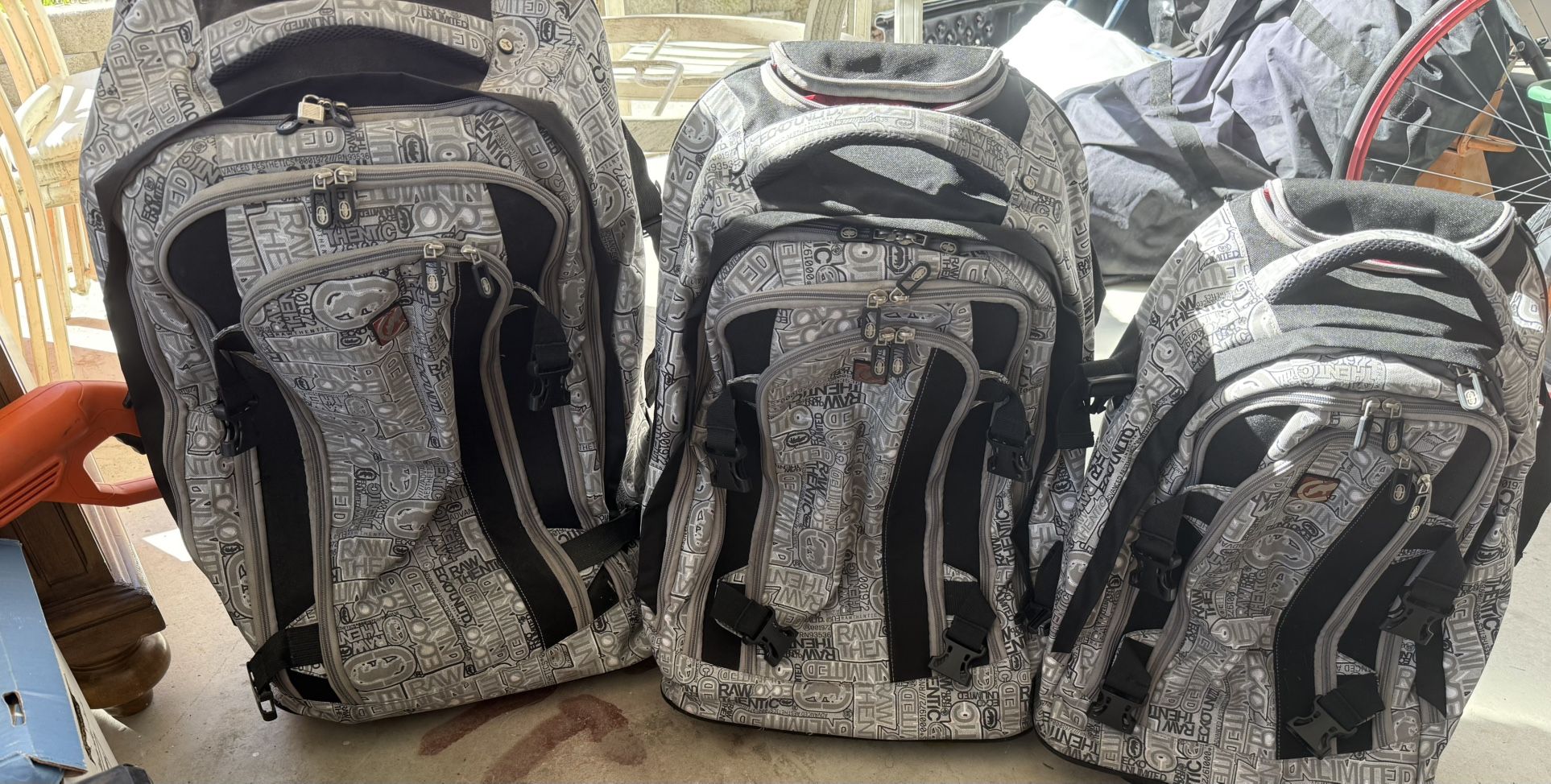 Ecko Unlimited 3 Piece Luggage Set