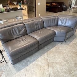 Leather Sofas / Sectional - MUST SEE!