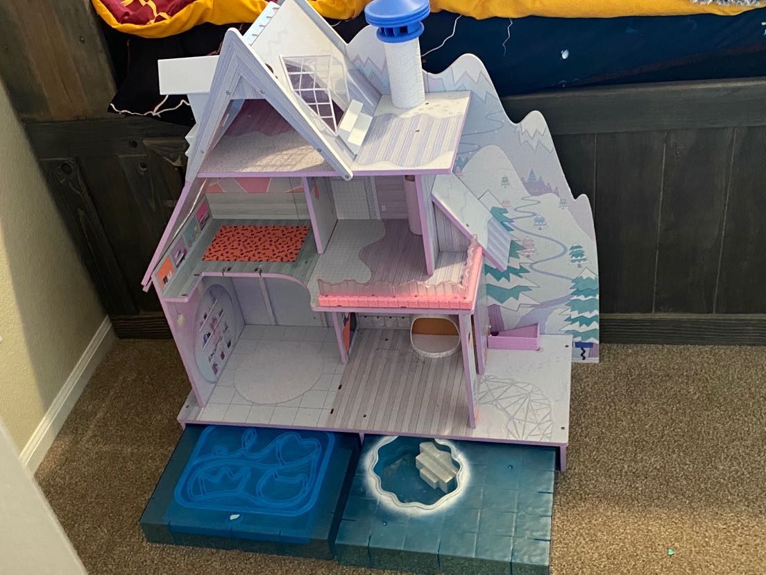 LOL Doll house