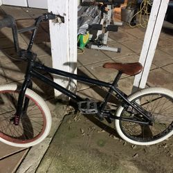 Cult Crew BMX Bike