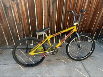 24” Free Agent  box cruiser