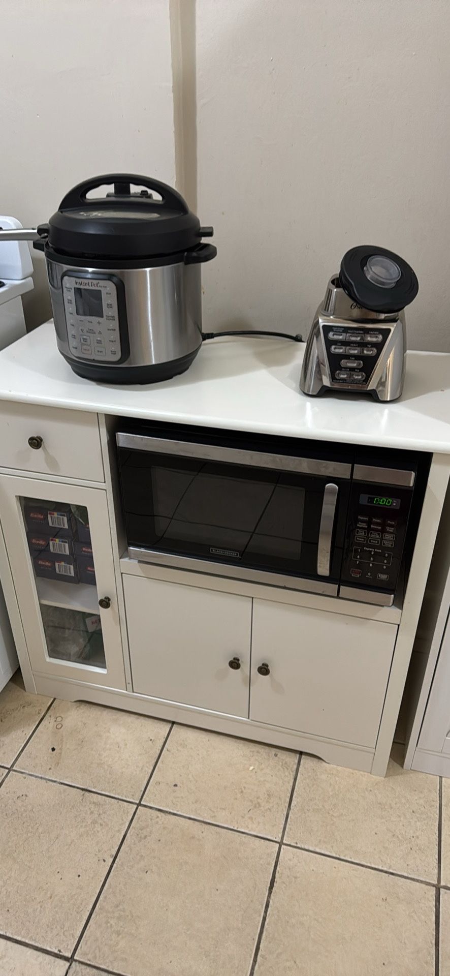 Kitchen Cabinet