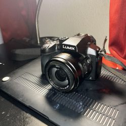 LUMIX Panasonic digital camera Fz-300