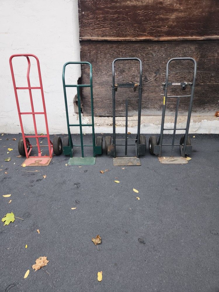 Hand Trucks/Dollies
