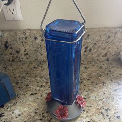 Hummingbird Feeder 