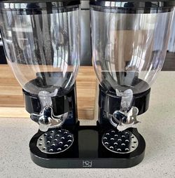 Cereal dispenser
