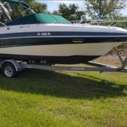 2004 Four Winns Sundowner