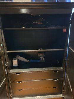 Dresser
