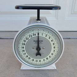 Hanson Model 2000 Utility Scale Vintage Shelf Knick Knack Plant Stand