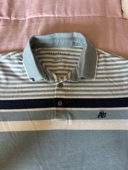 American Eagle Men’s Light Blue Striped Polo Shirt Size L