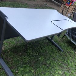 Heavy Duty Desk
