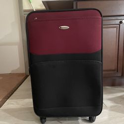 Maleta Pequeña Solo Se Uso Una Ves 