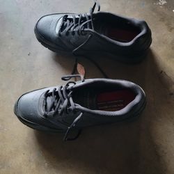 Skechers