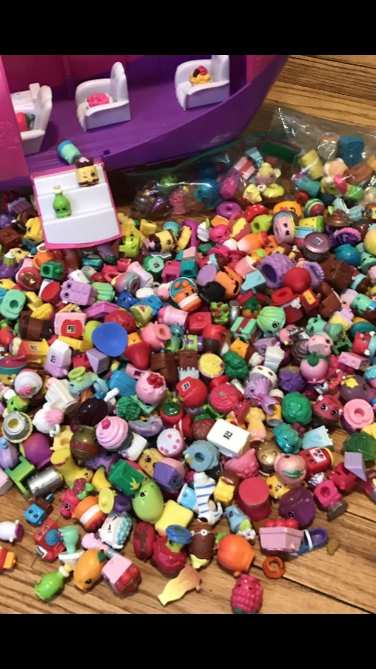 Shopkins shopkins over 300