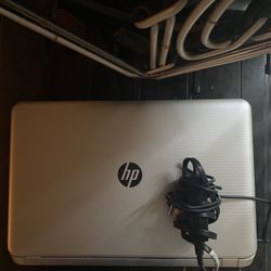 HP  Laptop (pavilion Style With BeatsAudio) 
