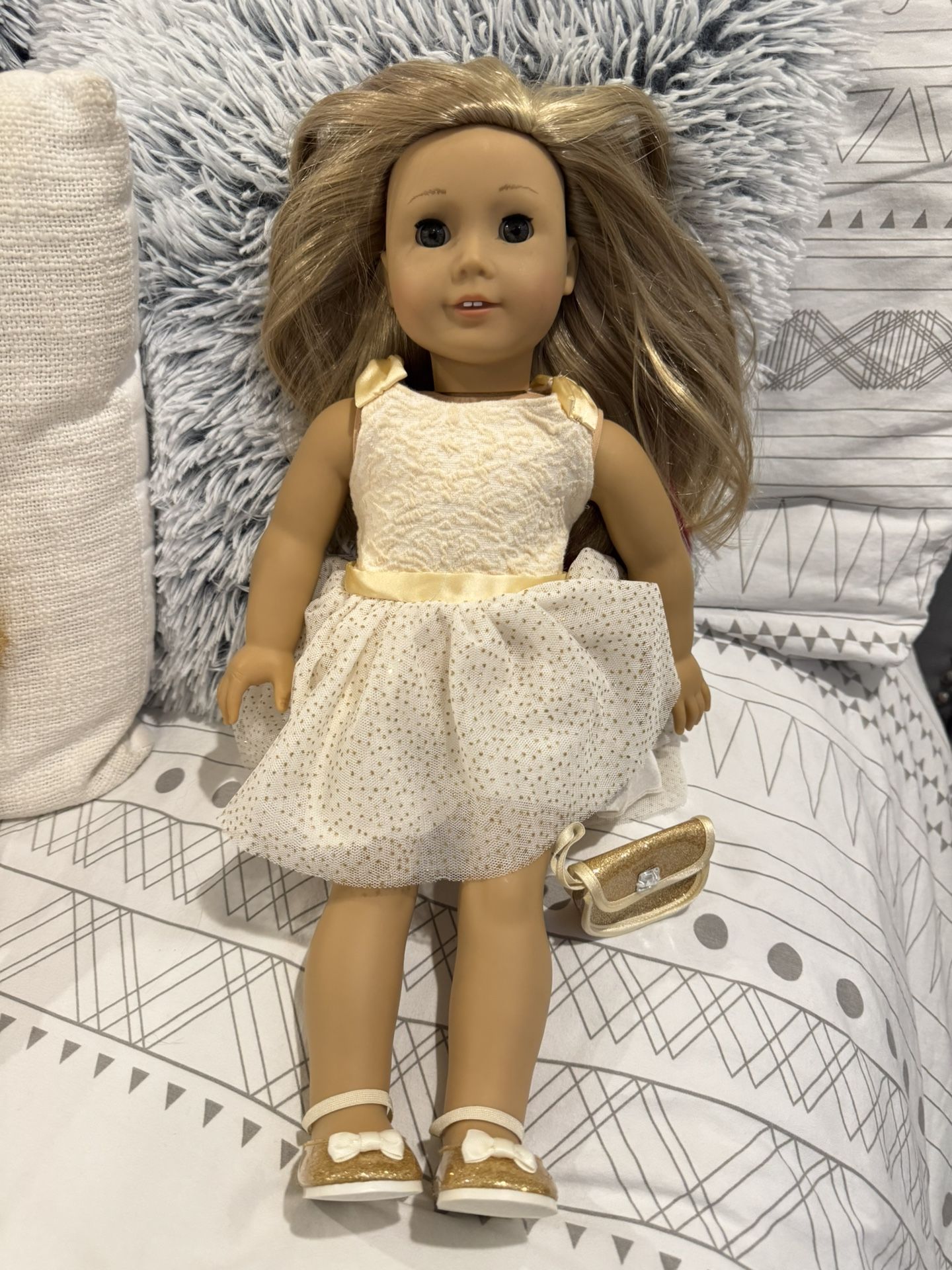 American Girl Doll - Isabelle