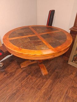 Dinning room table