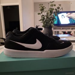 NIKE SB FORCE 58 (size 11)