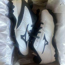 Baseball Softball Cleats Size 6