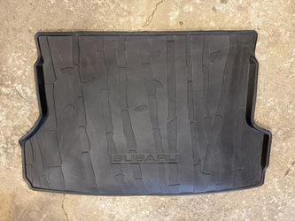 2024 Subaru forester cargo tray