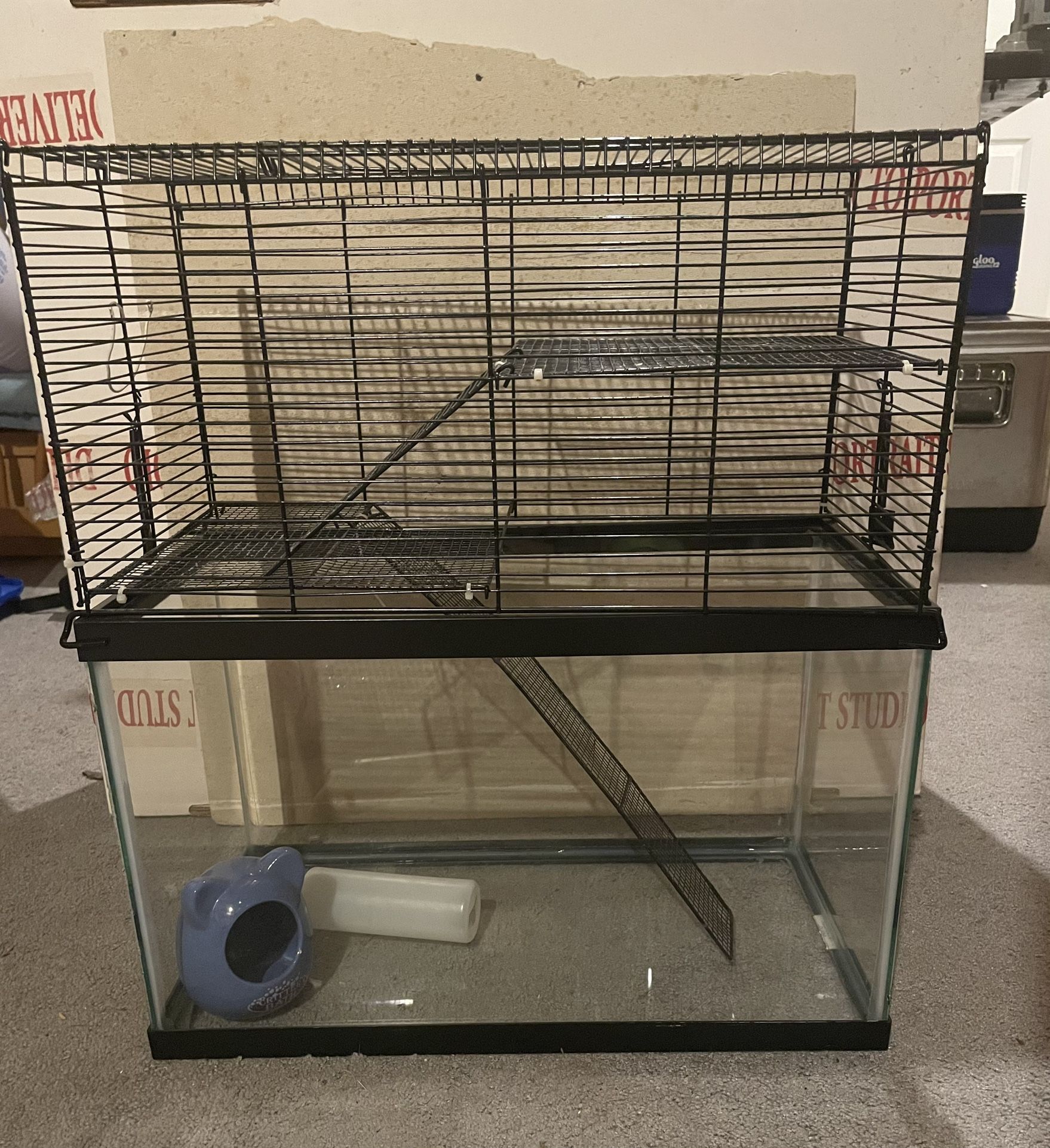 Gerbil/hamster cage 
