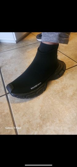 BALENCIAGA