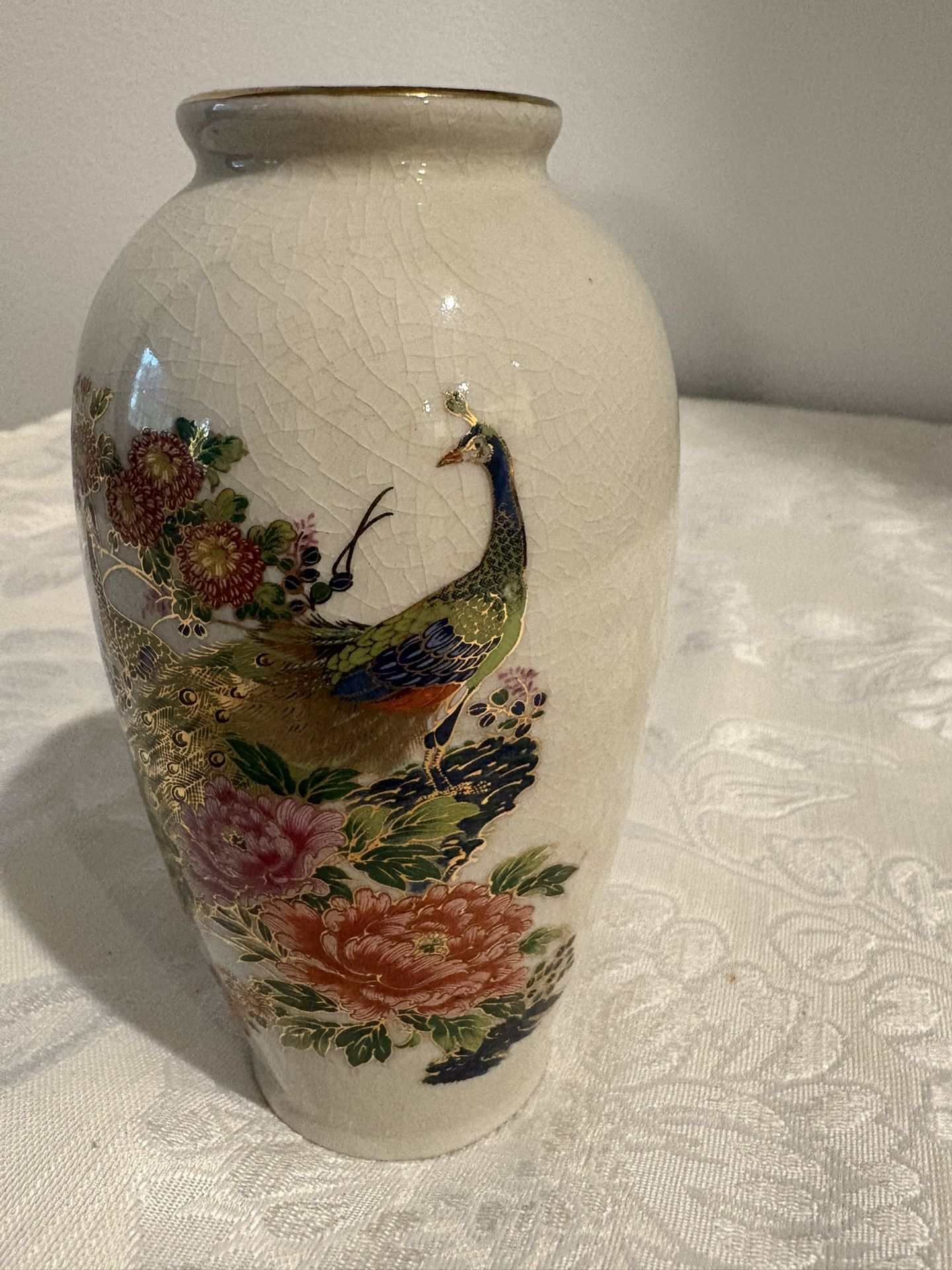 PRETTY 6 inch Japanese Floral Peacock Satsuma Vase with Crazing