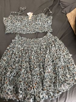 Two piece skirt set