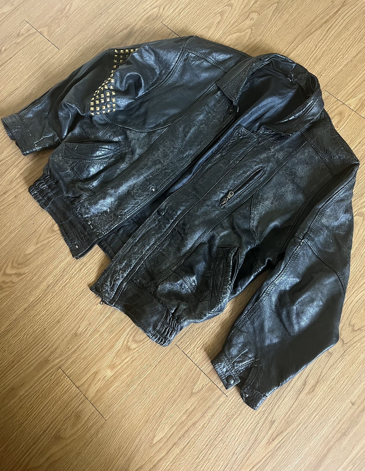 VTG MENS CUSTOM STUDDED LEATHER JACKET XL