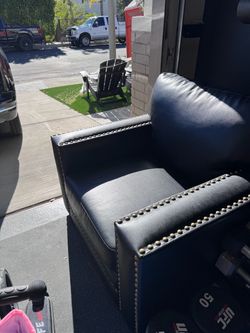 Urbane home chair