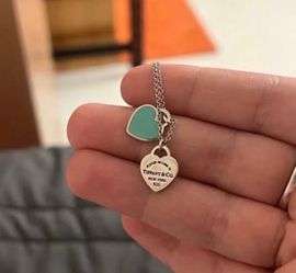 Tiffany’s necklace