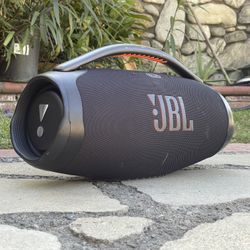 JBL Boombox 3