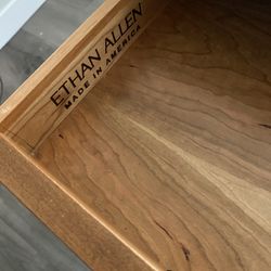 Ethan Allen Side Table 