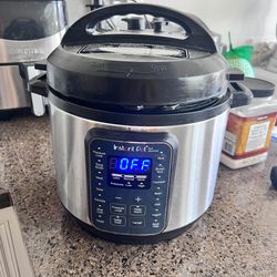 Instant Pot Duo Gourmet: 9-in-1 Multi-Use Pressure Cooker - 6 Qt