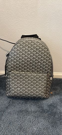 Grey goyard bag