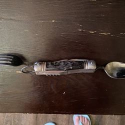 VINTAGE LARGE  11  TOOL CAMP KNIFE  $25.oo