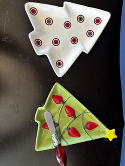 Christmas Tree Plates With Knife