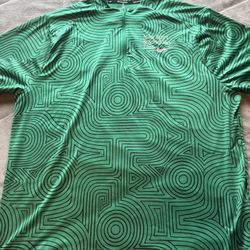 Nike Long Sleeve Size Xl
