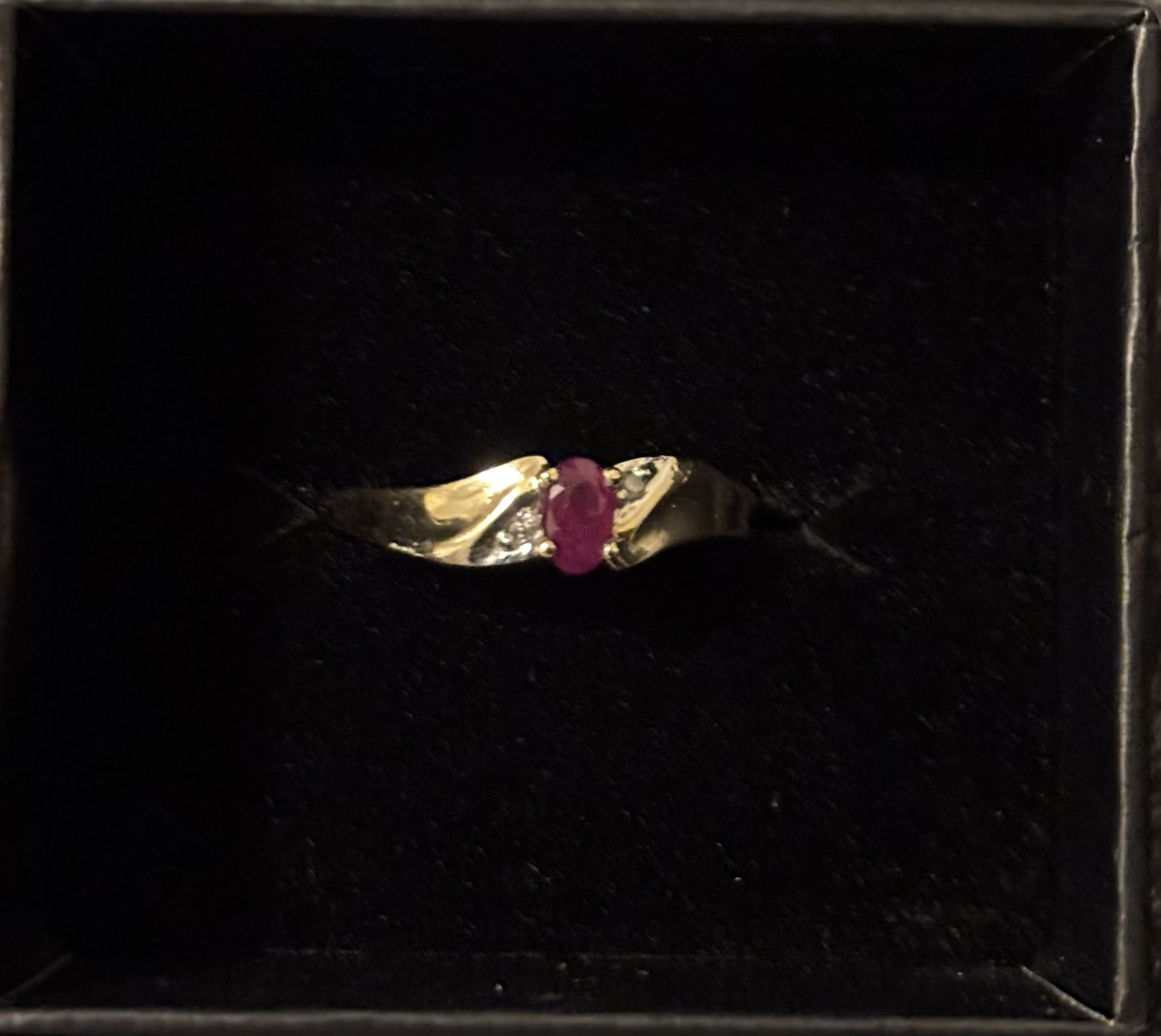 Women’s Gold Ring