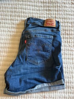 Levi Shorts